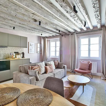 Appartamento Elegant In The Heart Of The Marais Parigi